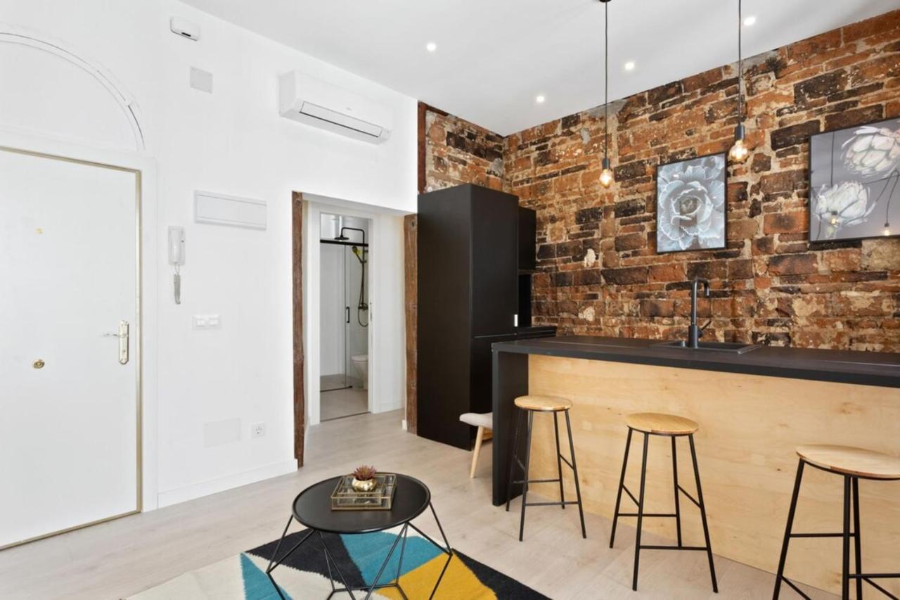 Modern 1 Bedroom Near Lavapies * Madri